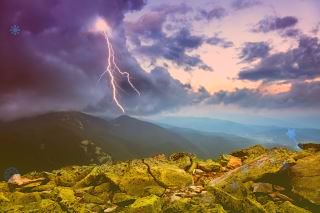 柴达木盆地火山岩柱状节理群景区投运